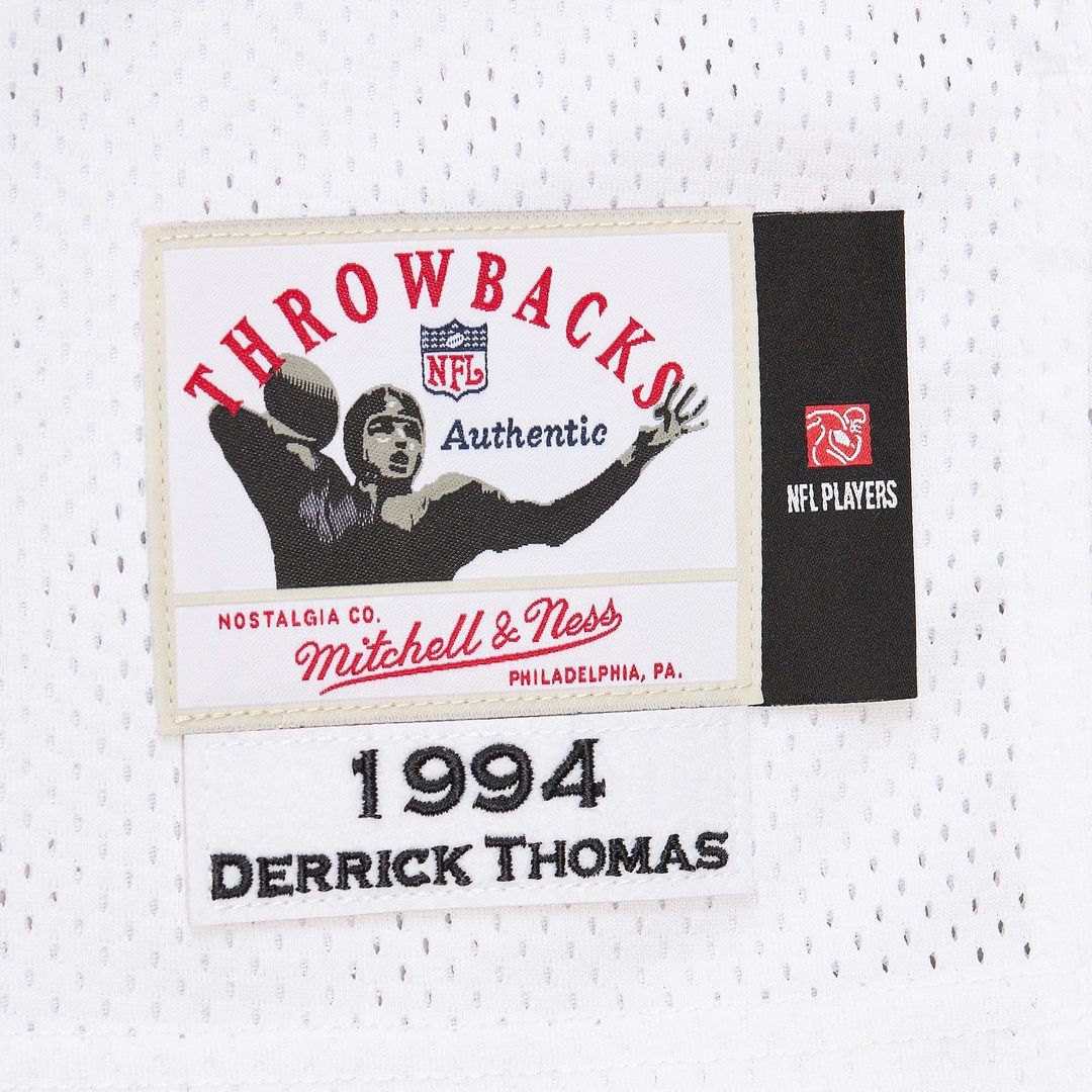 Men's Kansas City Chiefs 1994 Derrick Thomas White Throwback NFL Football Jersey - view 7