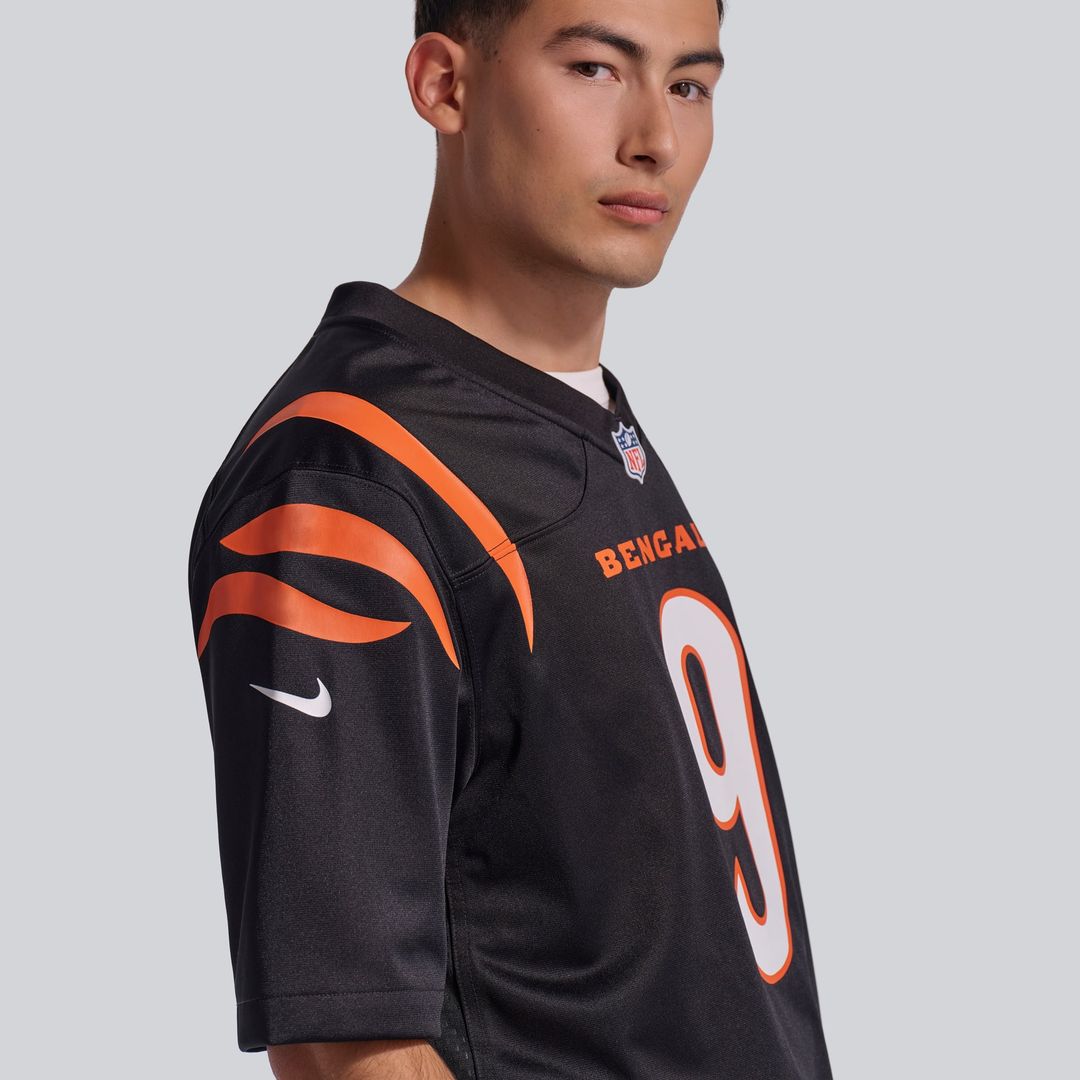 Men's Cincinnati Bengals Joe Burrow Black Player Game NFL Football Jersey - view 10