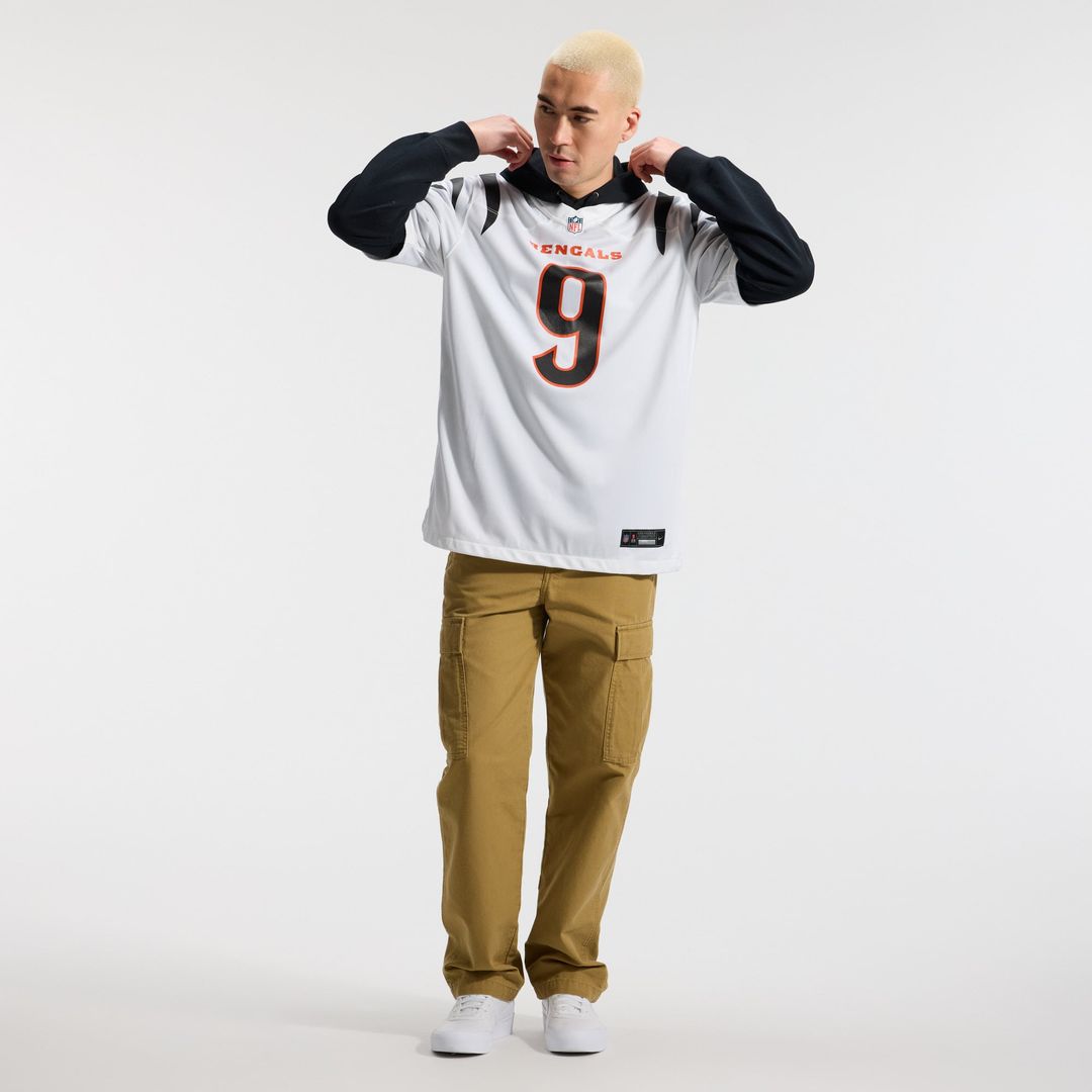 Men's Cincinnati Bengals Joe Burrow Orange Alternate Game NFL Football Jersey - view 33